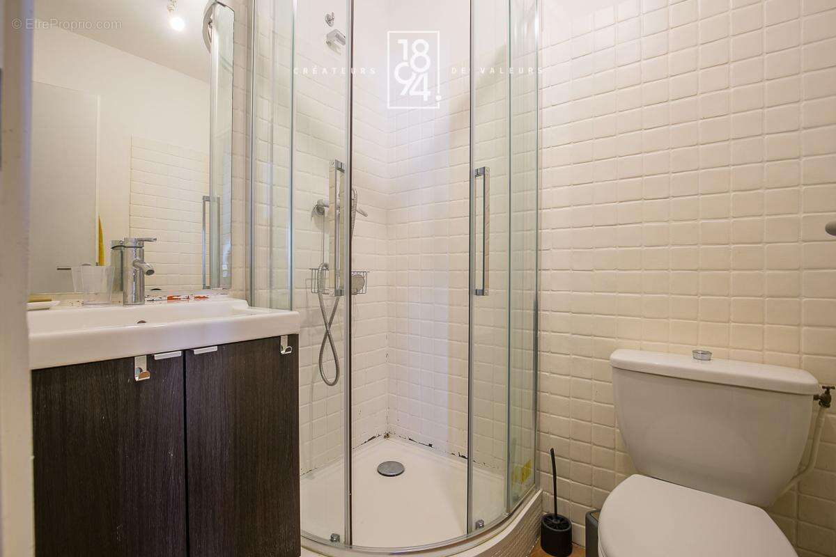 Appartement à MARSEILLE-1E