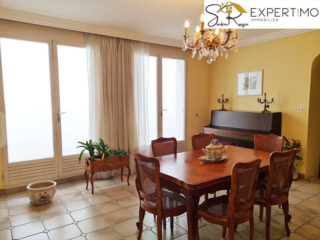 Maison à SAINT-ELOY-LES-MINES