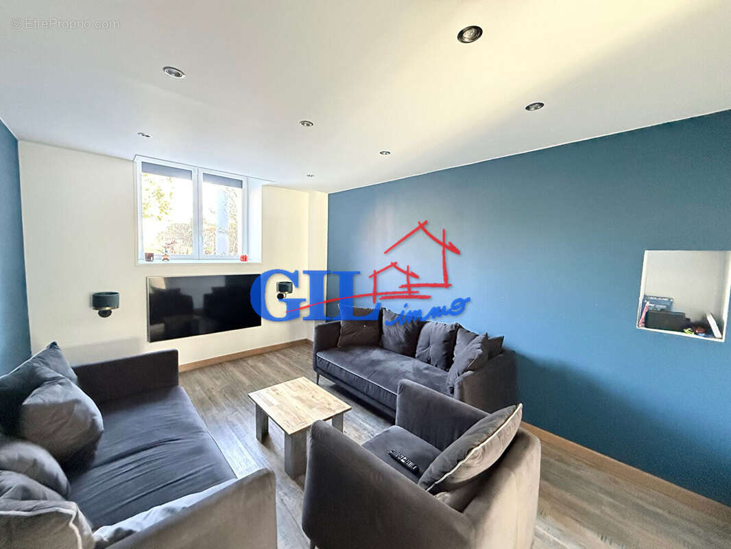 Maison à SAVIGNY-LE-TEMPLE