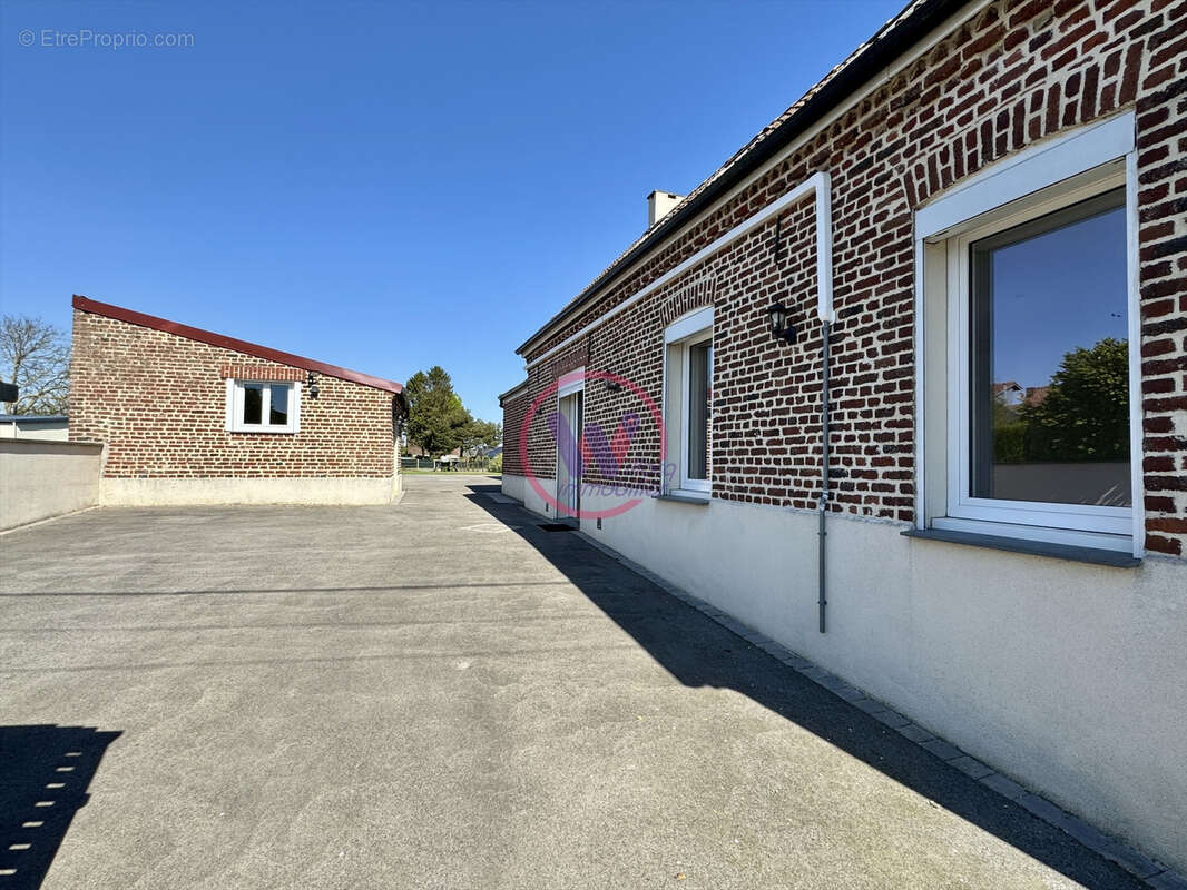 Maison à SERVINS
