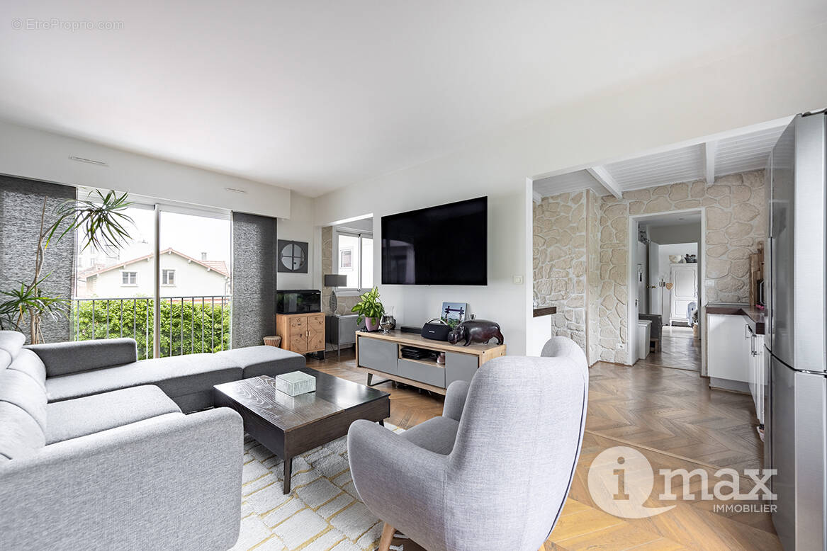Appartement à COLOMBES