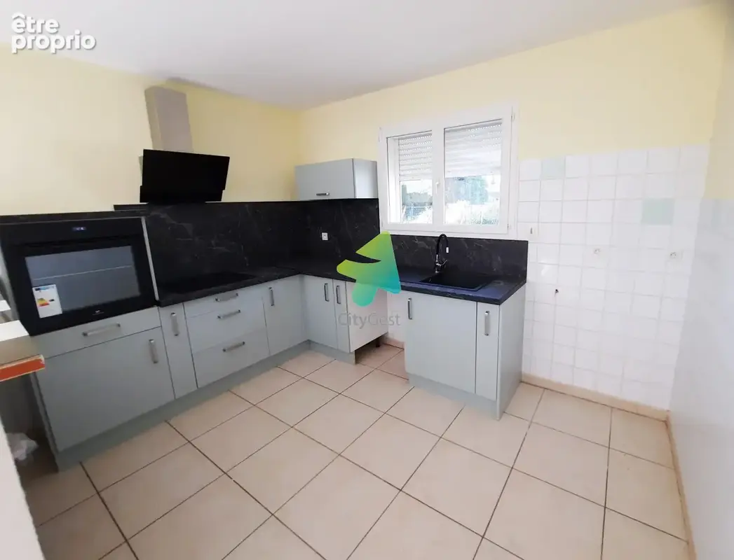Villa Type 4 de plain pied sur 3 faces avec garage - photo 5