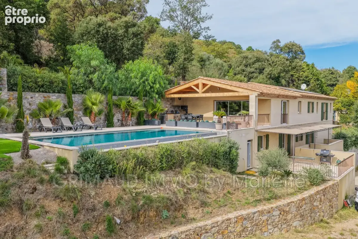 Maison 13 pièces 250 m² à vendre à La Garde-Freinet (83680) - photo 5