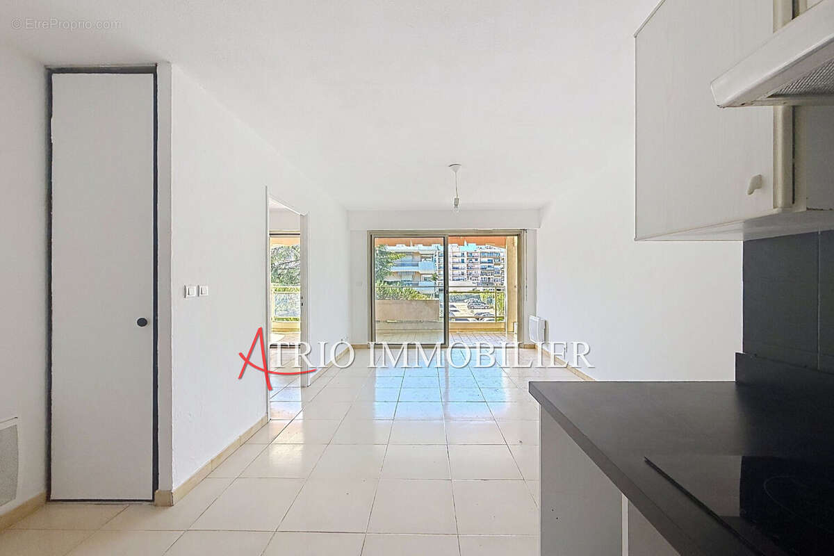 Appartement à CAGNES-SUR-MER
