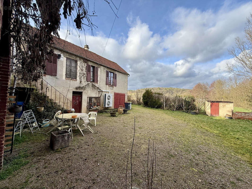 Maison à BLANNAY