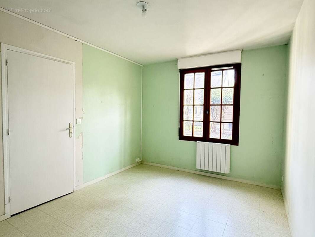 Maison à OURSEL-MAISON