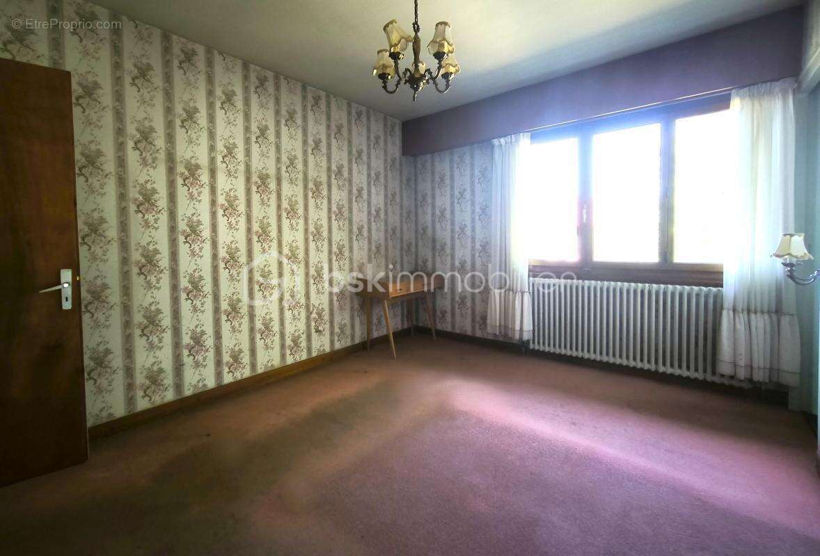 Maison de 220m2 et 880m2 de terrain - photo 12
