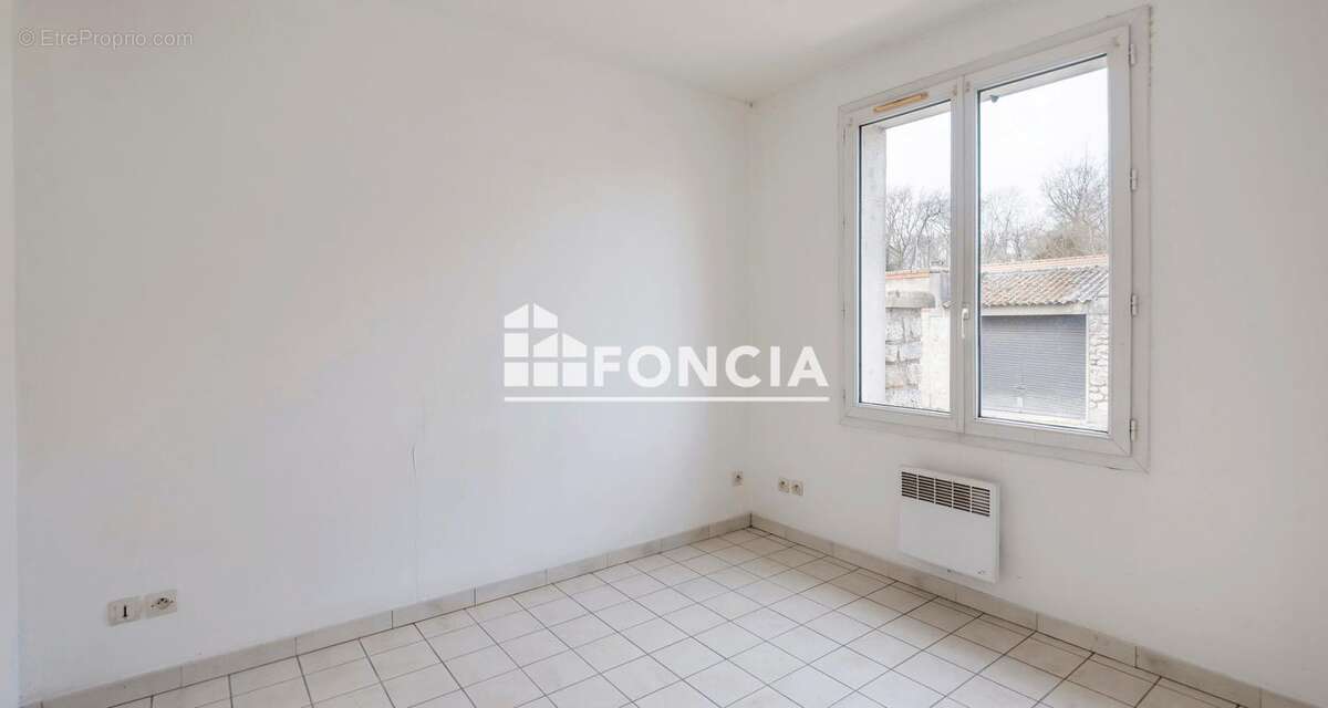 Appartement à LA FERTE-ALAIS