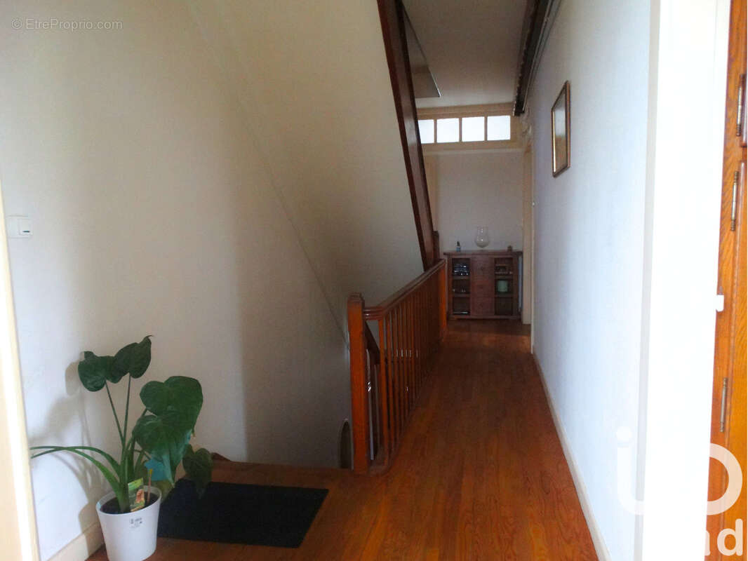 Photo 7 - Maison à ETIVAL-CLAIREFONTAINE