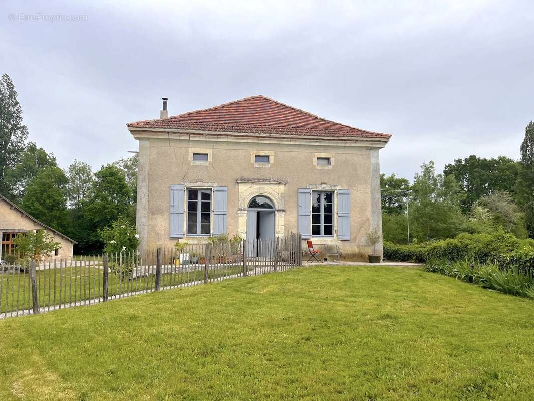 Maison à RIBERAC
