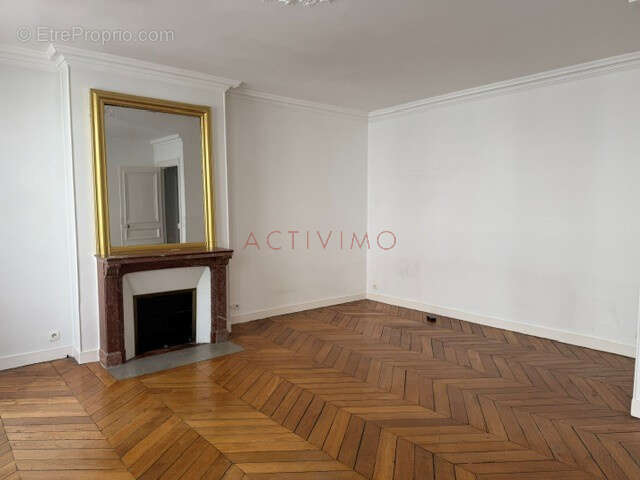 Appartement à PARIS-9E