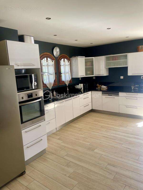 Maison à SIX-FOURS-LES-PLAGES