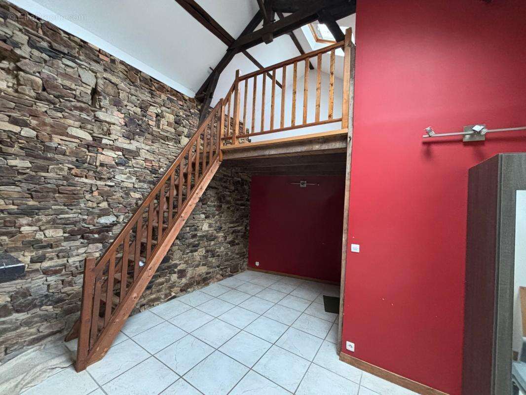 Maison à SAINT-AUBIN-DES-CHATEAUX