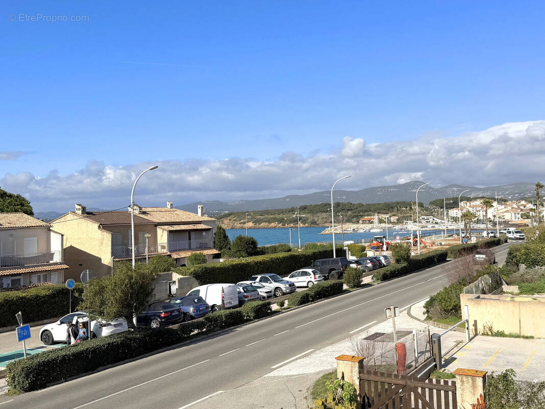 Appartement à SIX-FOURS-LES-PLAGES