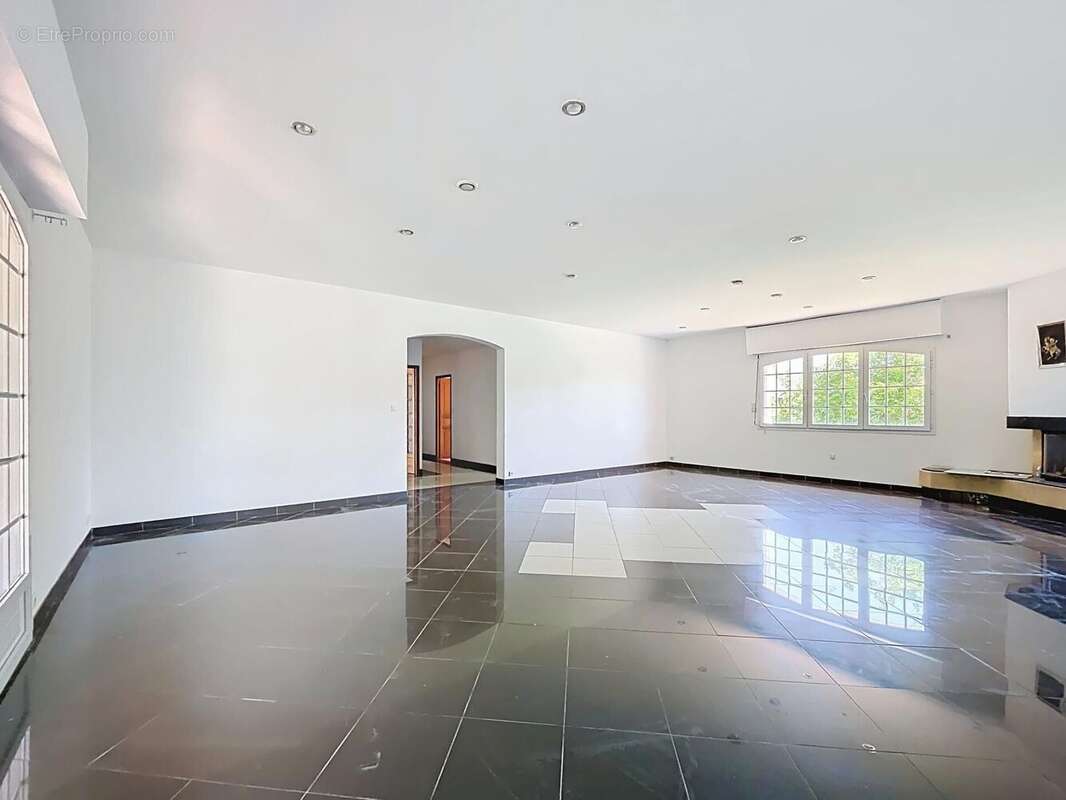 Photo 2 - Maison à SAINTE-EULALIE