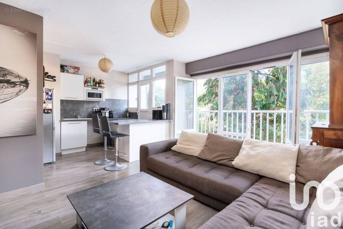 Photo 1 - Appartement à TASSIN-LA-DEMI-LUNE