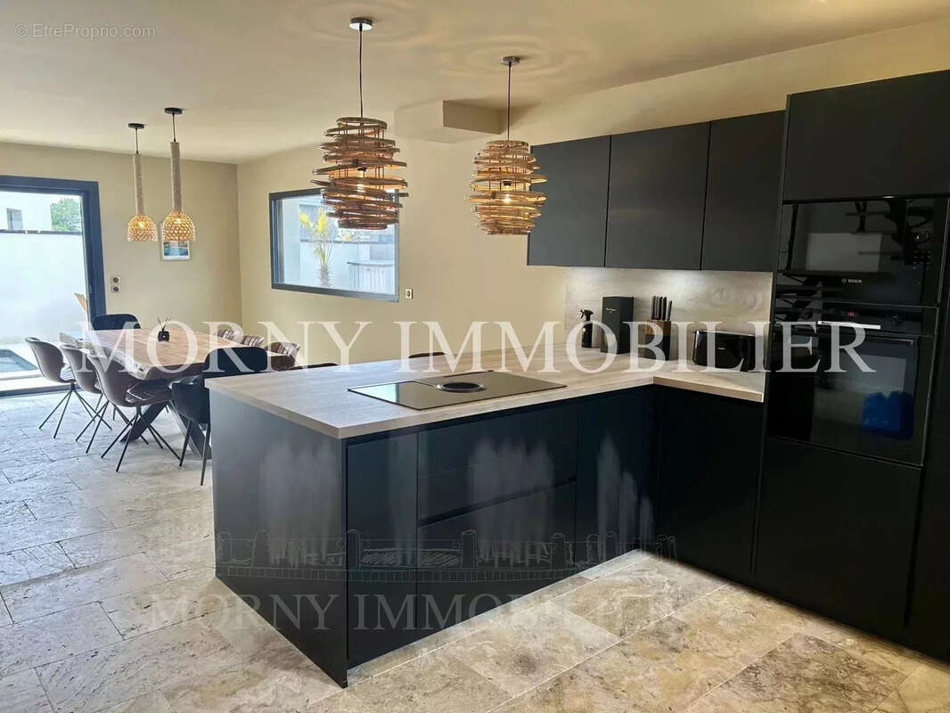 Maison à BIEVILLE-BEUVILLE