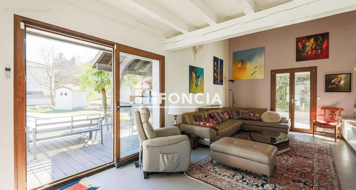 Maison à BRIE-ET-ANGONNES