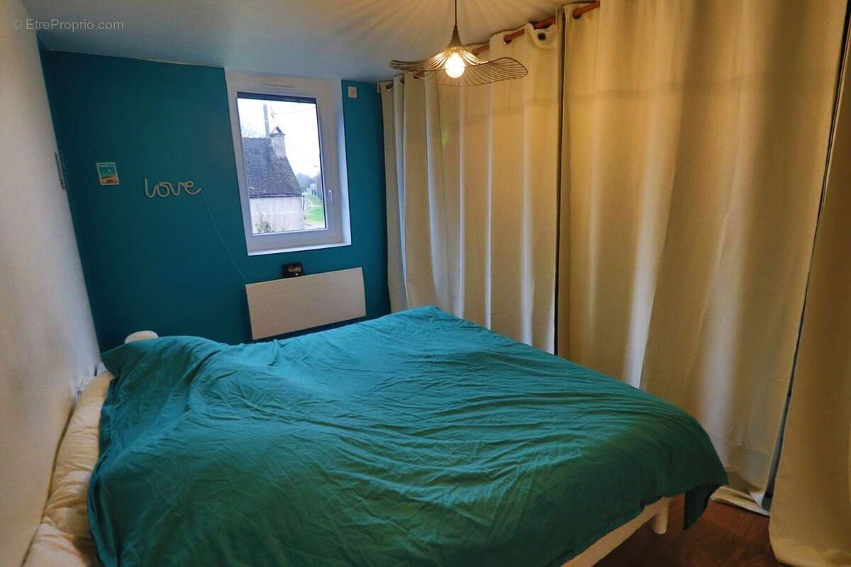 Maison à POUILLY-SUR-SAONE