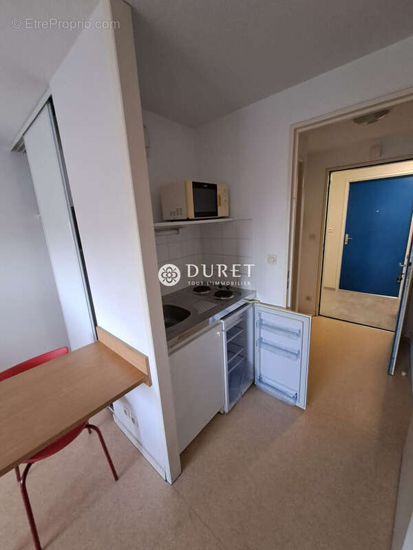 Appartement 20 m² à La Roche-Sur-Yon  - photo 2