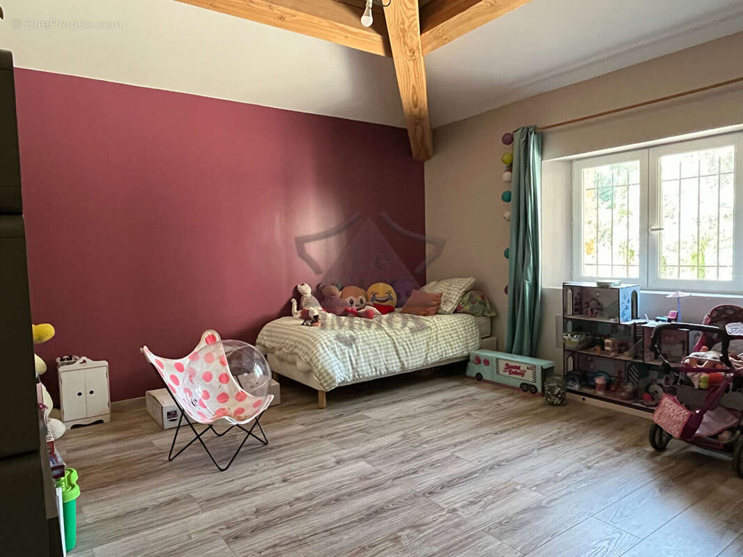 Maison à ROBIAC-ROCHESSADOULE