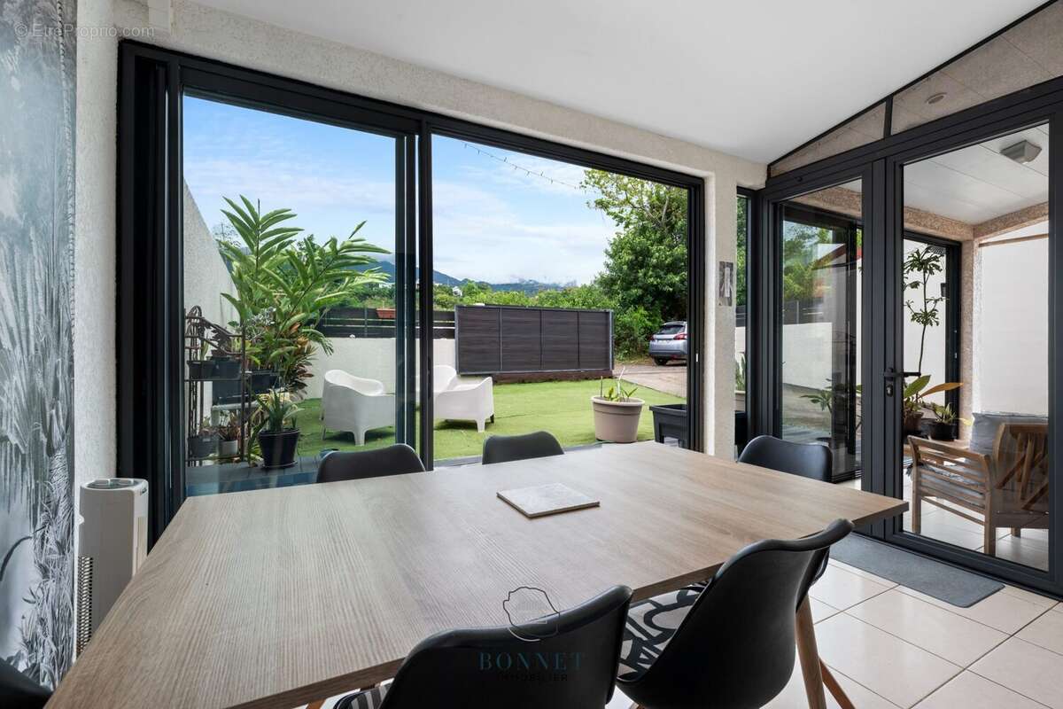 Maison à SAINT-LOUIS