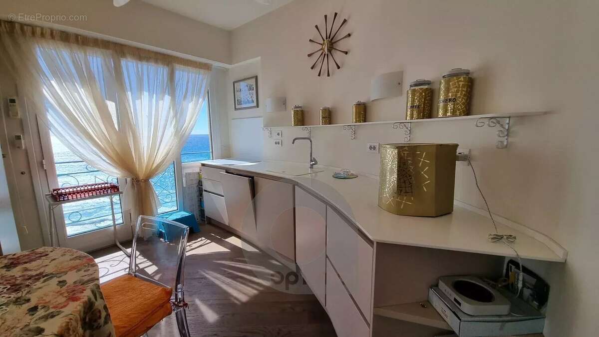 Appartement à MENTON