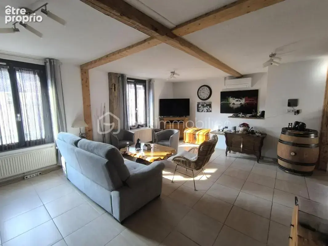 Coup de cœur : maison rénovée avec terrasse, jacuzzi et grand garage - photo 9