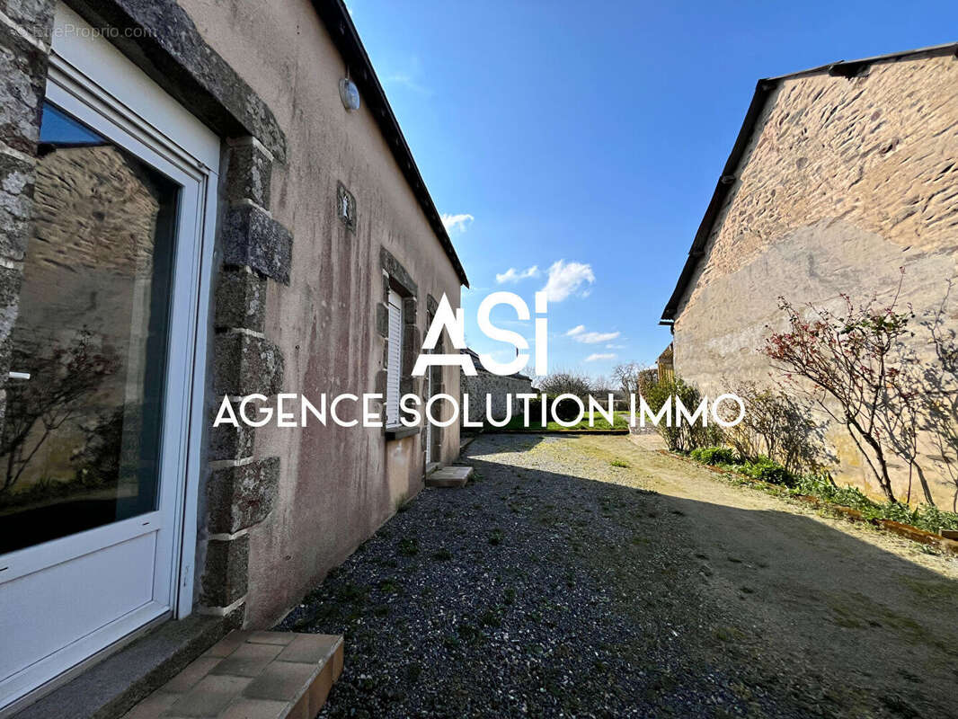 Maison à SAINT-GERMAIN-DE-COULAMER