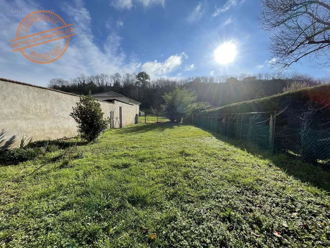 Maison à SAINT-SORLIN-EN-VALLOIRE