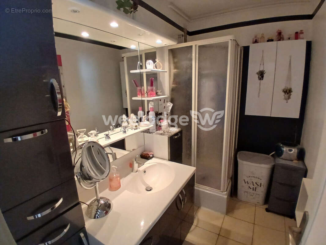 Appartement à LUCE