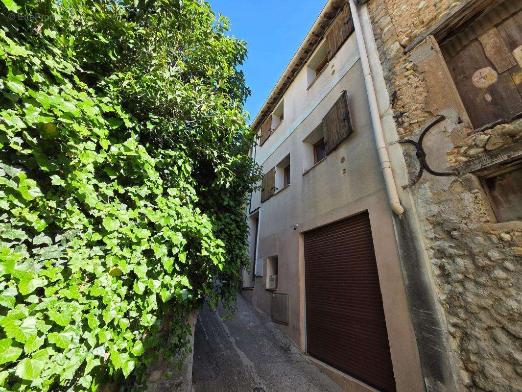Maison à VALENSOLE