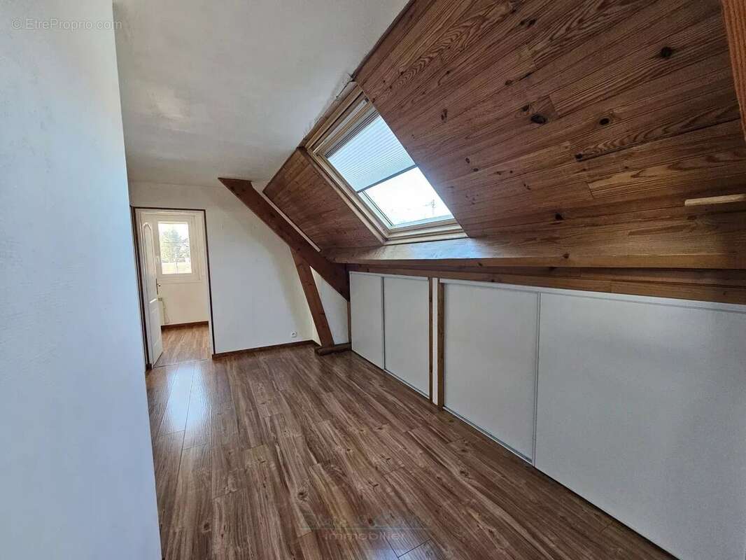 Maison à VILLEMANDEUR