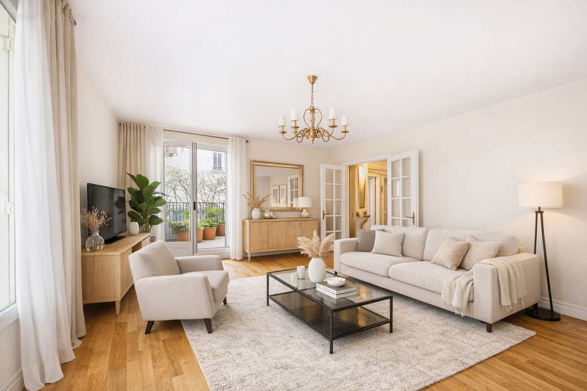 Appartement à PARIS-15E