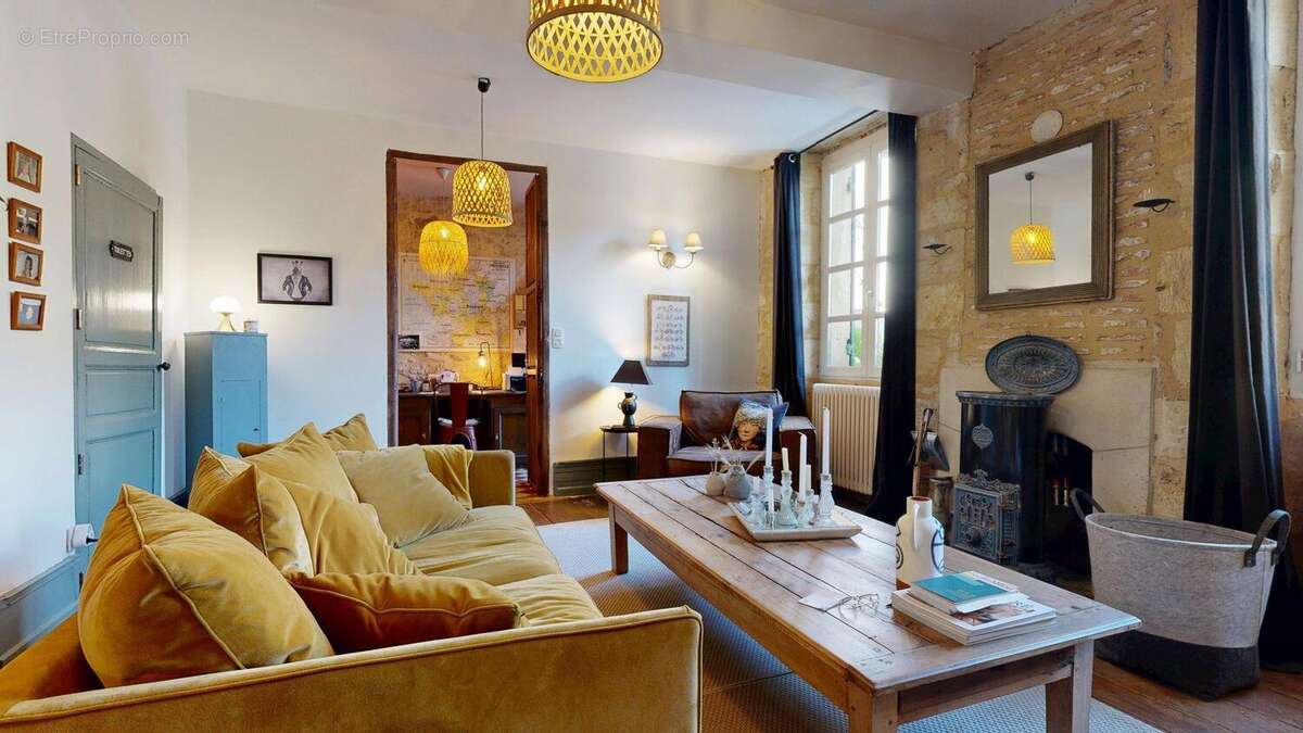 Maisondecharme10242025101302 - Maison à LE BUISSON-DE-CADOUIN