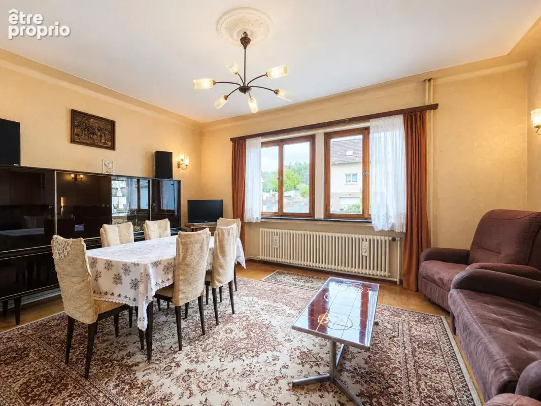 Maison 4 pièces de 106 m² avec grand terrain et dépendances — Stiring- - photo 2