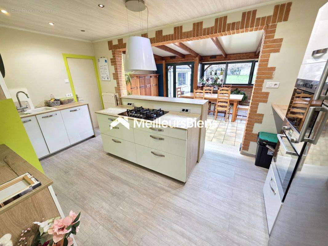 Maison à RECQUIGNIES