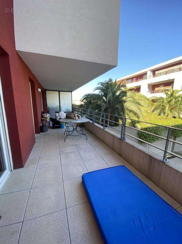 Appartement à LE CRES