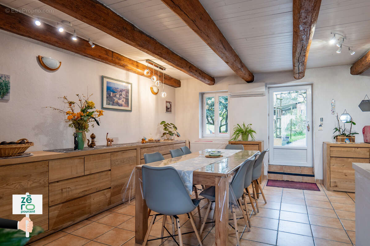 Maison à SAINT-MICHEL-EN-L'HERM