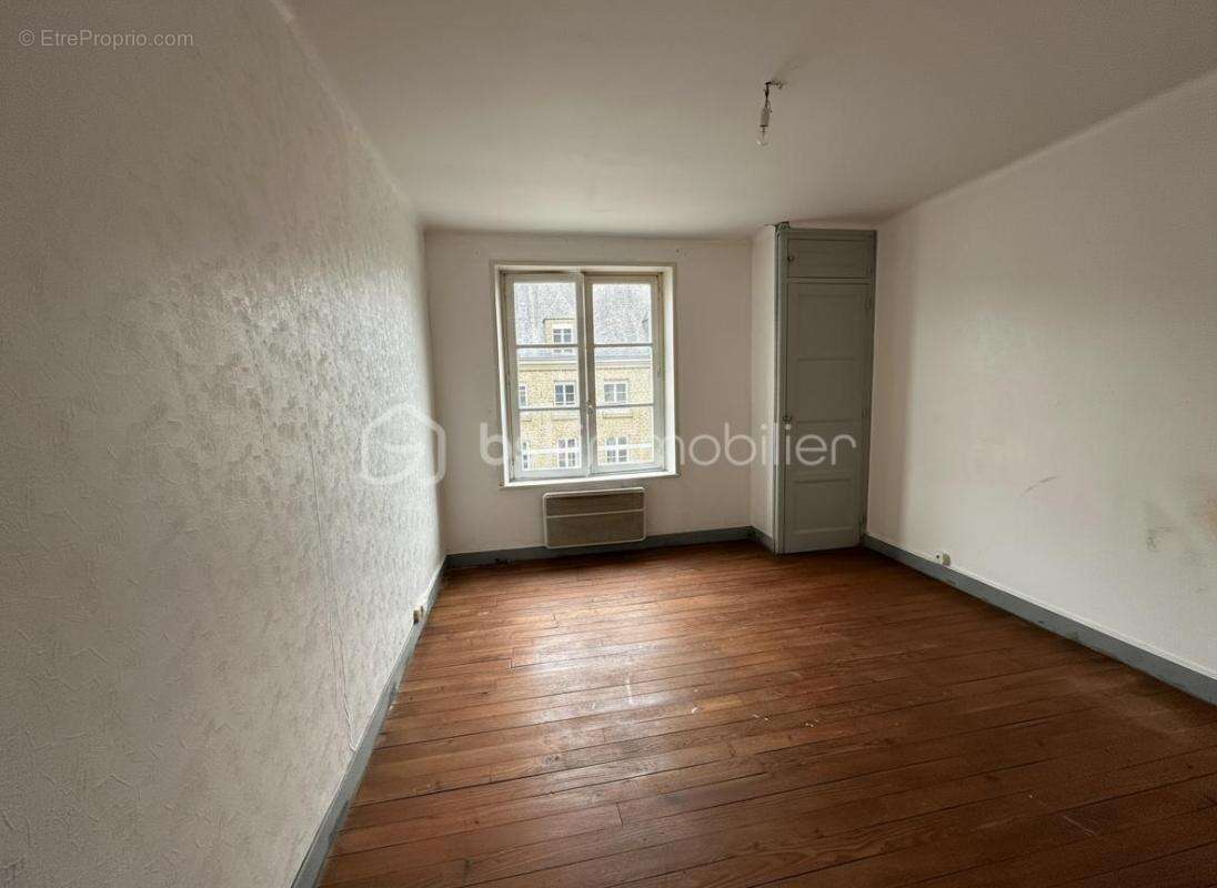 Appartement à MORTAIN