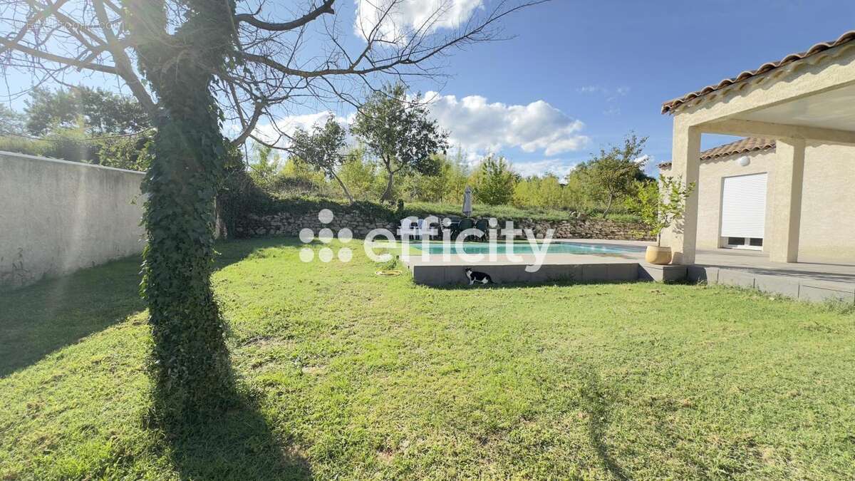 Maison à COLLORGUES