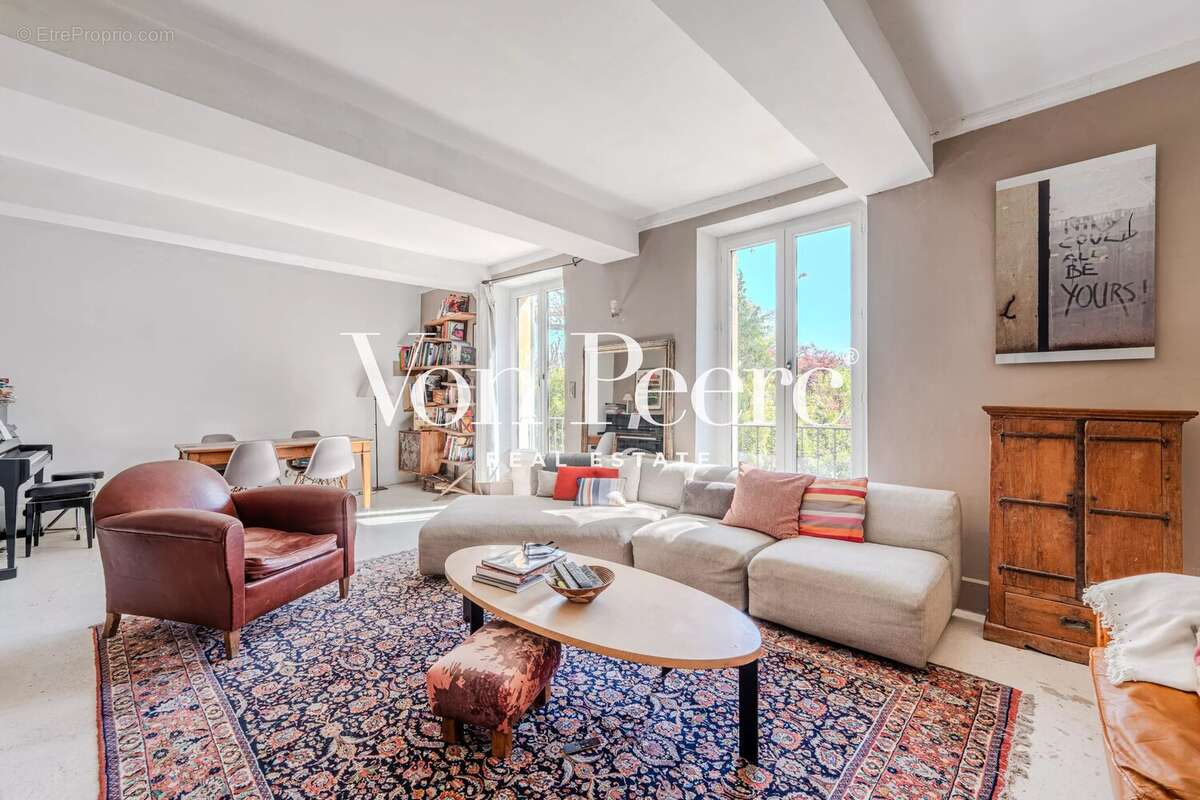 Maison à VILLENEUVE-LES-AVIGNON