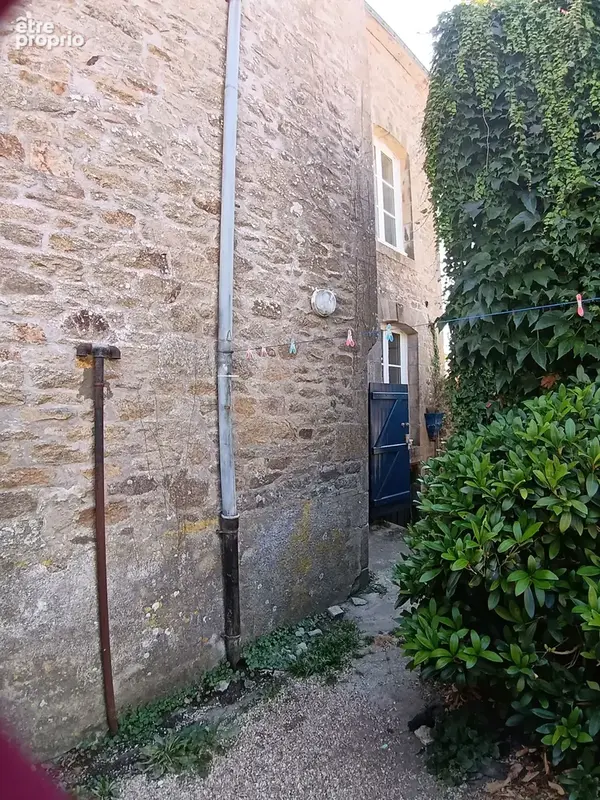 Maison en pierres en centre ville - photo 20