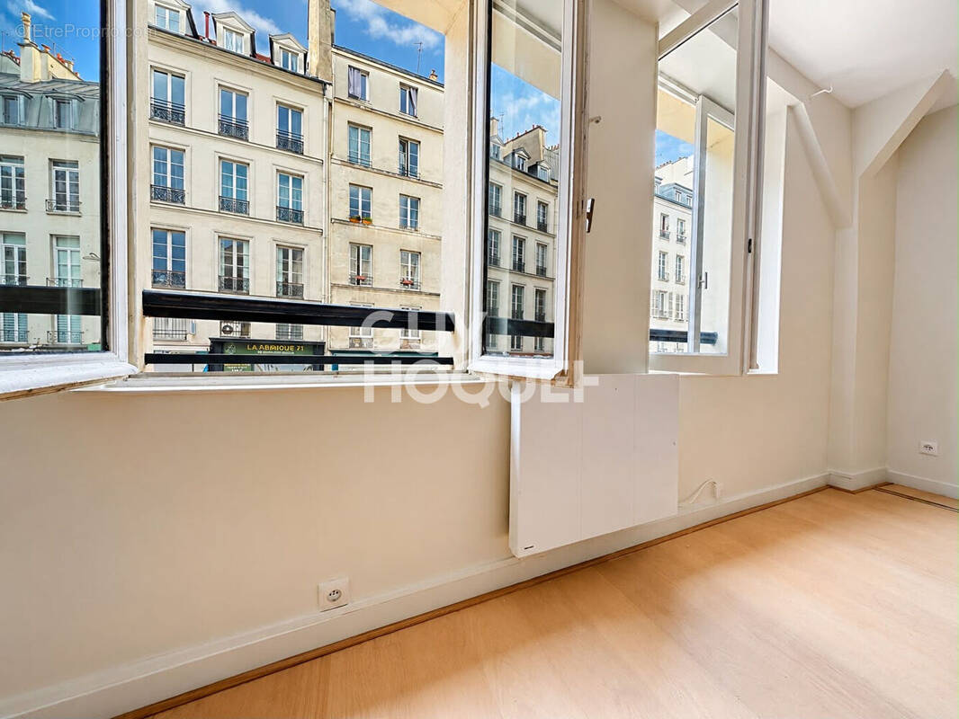Appartement à PARIS-10E