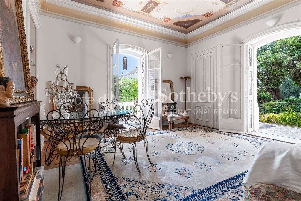 Exclusivité, appartement de prestige au sein de la Villa Diano, demeure historique du Mont Boron - photo 3