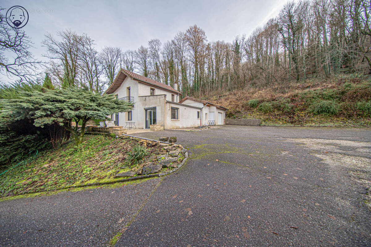 Maison à LIGNY-EN-BARROIS