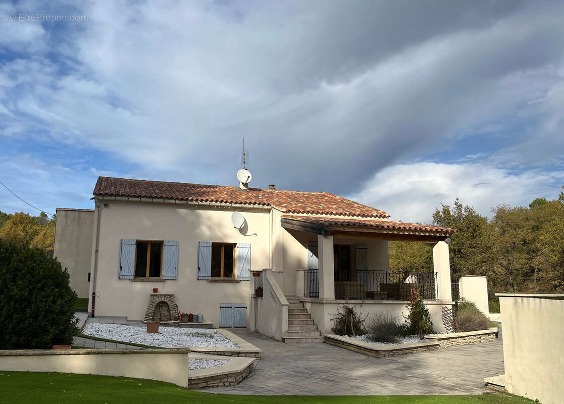 Maison à MALEMORT-DU-COMTAT