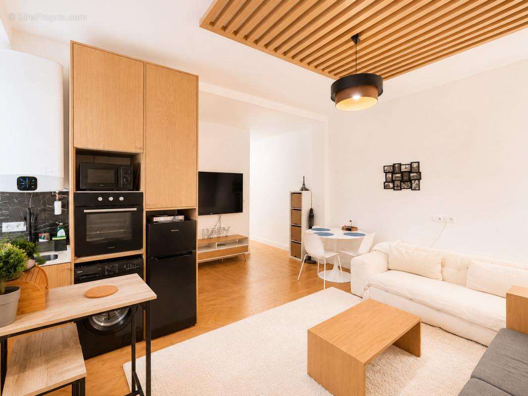 À vendre, studio d’exception de 38 m² – Avenue de la Bourdonnais, à deux pas de la Tour Eiffel - photo 4