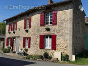 Maison à CHATEAUPONSAC
