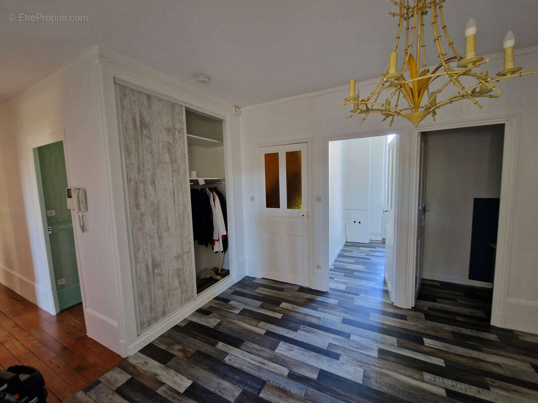 Centre ville maison de maître de 540 m2 - photo 14
